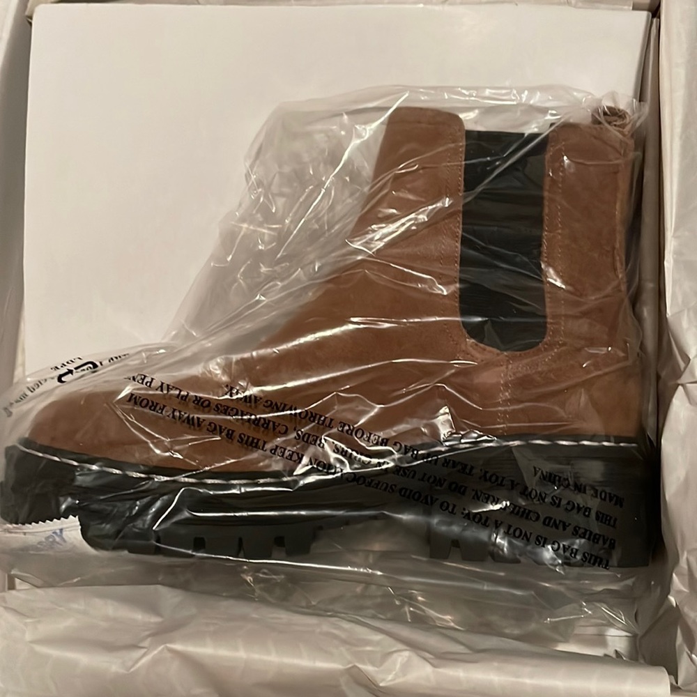 Brand New Marc Fisher Boots